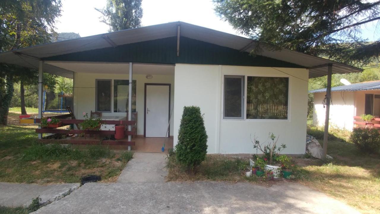 Къща За Гости Дъга Cherni Osum Exterior foto